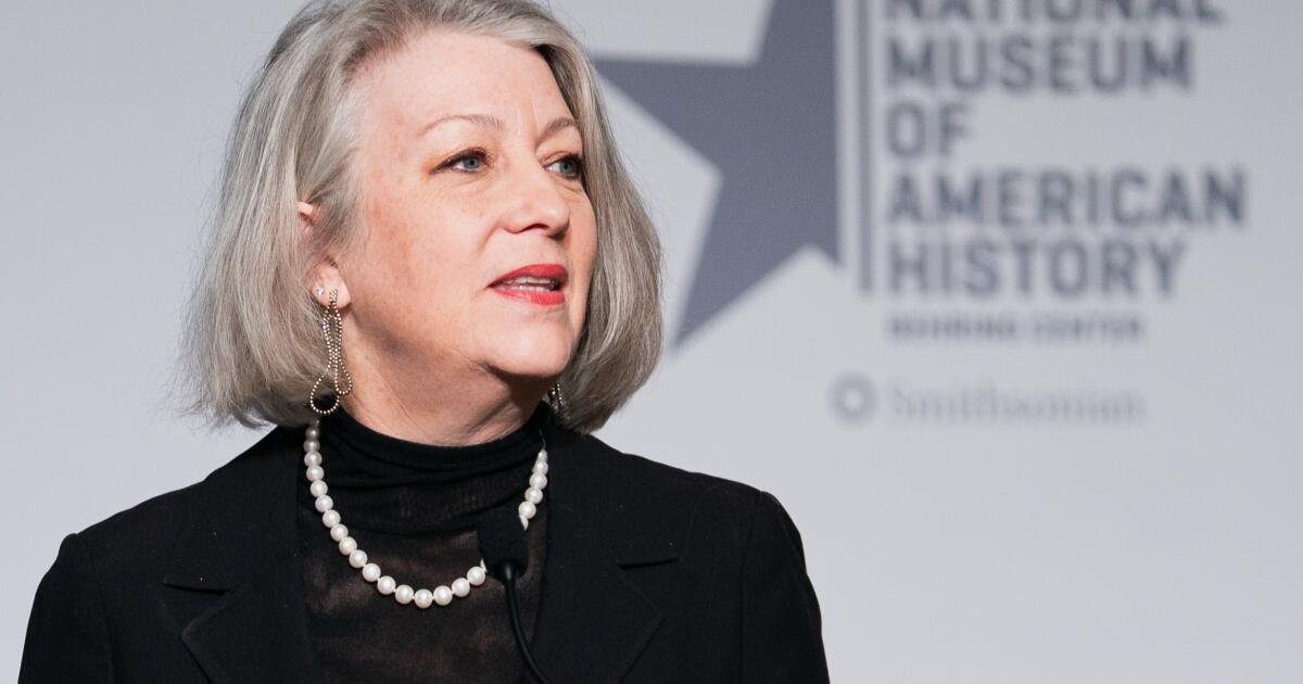 Read more about the article Smithsonian history museum chief rejects White House criticism of its leaders as radical activists