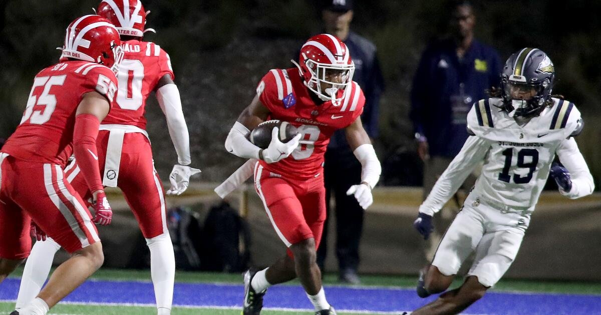 Read more about the article The Times’ preseason top 25 high school football rankings