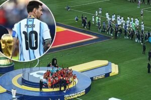 Read more about the article Sore-loser Argentina turn their backs to Spain during World Cup trophy celebration after igniting post-match brawl