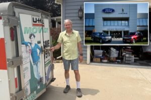 Read more about the article Ford worker who was fired after being falsely accused of stealing a $1.95 cookie lawyers up