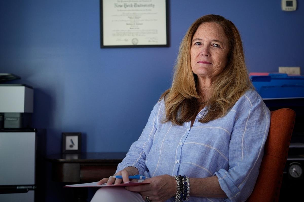 Read more about the article Millions try to get their lives back on track, as defaults on student loans surge