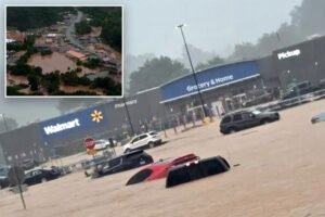 Read more about the article Catastrophic flooding slams West Virginia — prompting Flash Flood Emergency from NWS