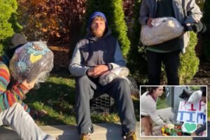 Read more about the article Long Island lunatic stabs beloved homeless man to death before leaving body on side of busy expressway: police
