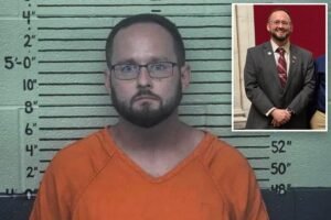 Read more about the article Teacher-lawmaker accused of using Roblox to lure student, 15, for sex: ‘Shocking, disgusting and disappointing’