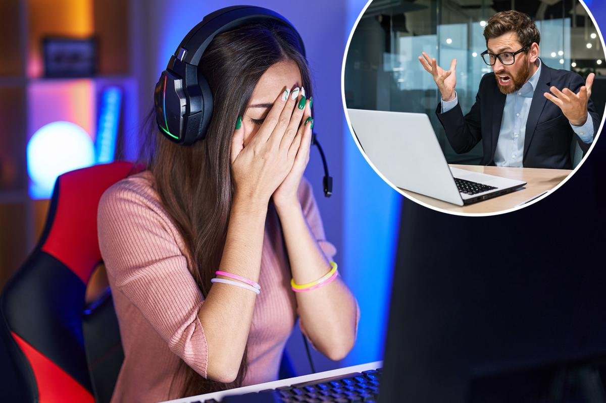You are currently viewing Anxious remote worker wins lawsuit after company forced her to turn camera on during video call
