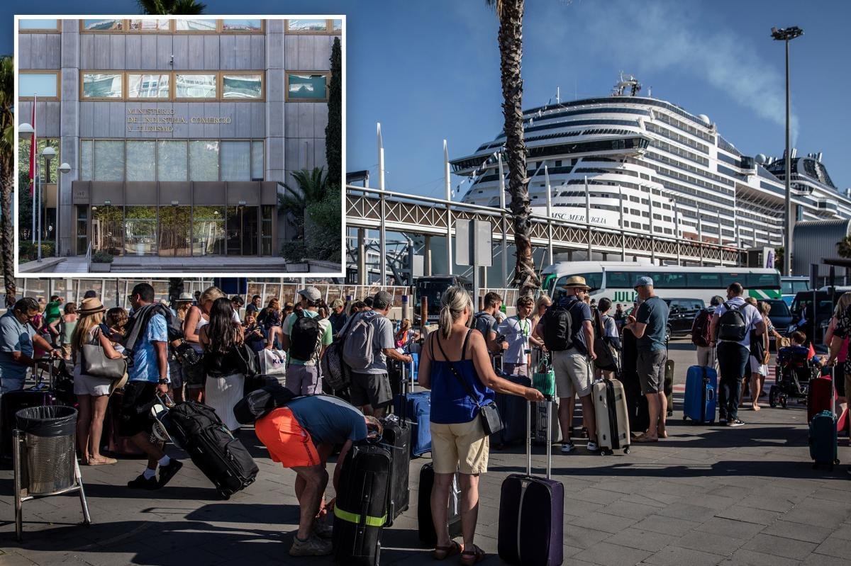 Read more about the article Popular city cracks down on tourism saying 16 million visitors is more than enough