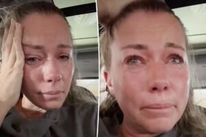 Read more about the article Kendra Wilkinson breaks down in tears after real estate career setback