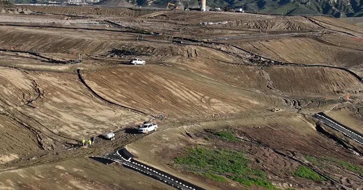 Read more about the article Law firm says it has lost touch with hundreds of clients suing over L.A. County landfill