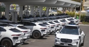 Read more about the article Waymo Santa Monica charging stations ordered closed overnight — for now