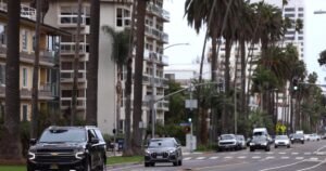 Read more about the article Santa Monica implements AI-powered cameras to target motorists blocking bike lanes