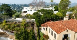 Read more about the article See some of Los Angeles’ best architecture on these staircase walks