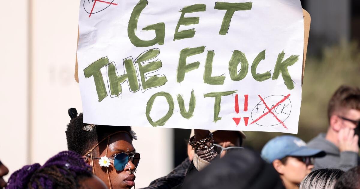 Read more about the article LAPD suspends use of Flock surveillance cameras over privacy issues