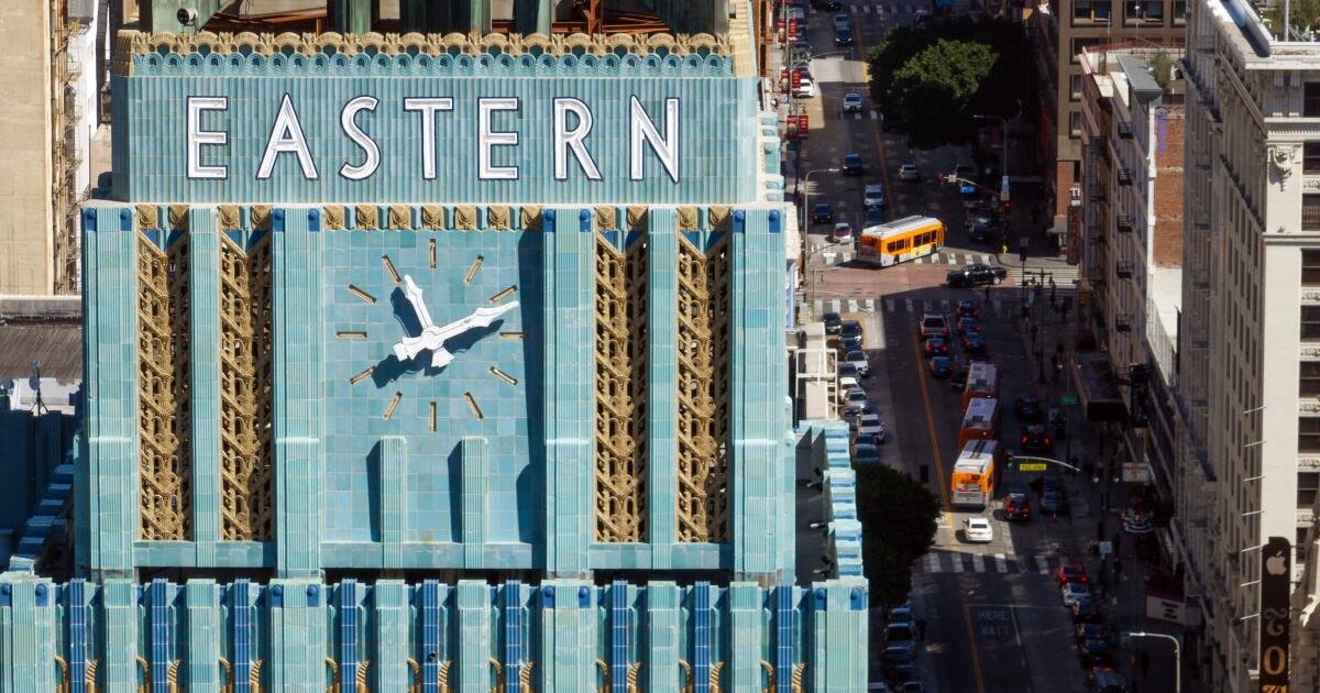 Read more about the article House votes to make daylight saving time permanent. Would California go along with it?