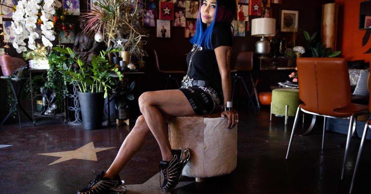 Read more about the article How Vietnamese pop star Lynda stays in the banh mi game