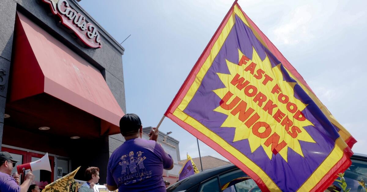 Read more about the article The California-born fast-food chain crushed by costs, crime and competition