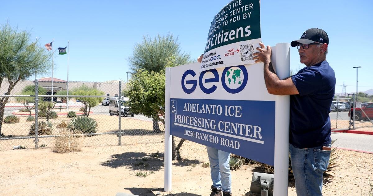 You are currently viewing Judges nix Trump’s mandatory immigrant detention policy
