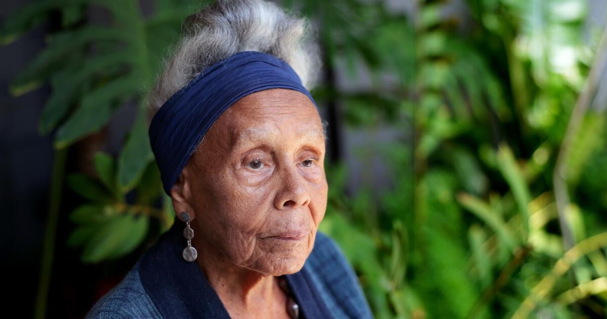 Read more about the article Betye Saar, influential assemblage artist who ‘liberated’ Aunt Jemima, dies at 99