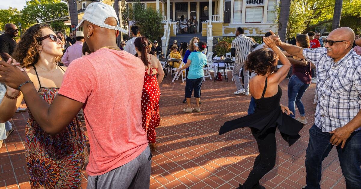 You are currently viewing 10 things to do in Oxnard, SoCal’s most underrated beach town