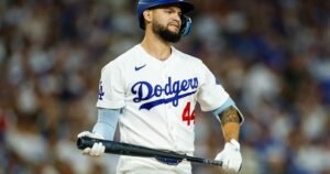 Read more about the article Dodgers Dugout: There’s a problem in the Dodgers’ lineup