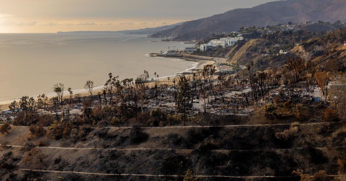 Read more about the article Californians are subsidizing mansion wildfire insurance as FAIR risk explodes
