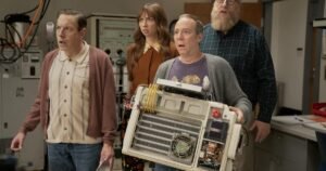 Read more about the article The 17 best TV shows to watch this summer