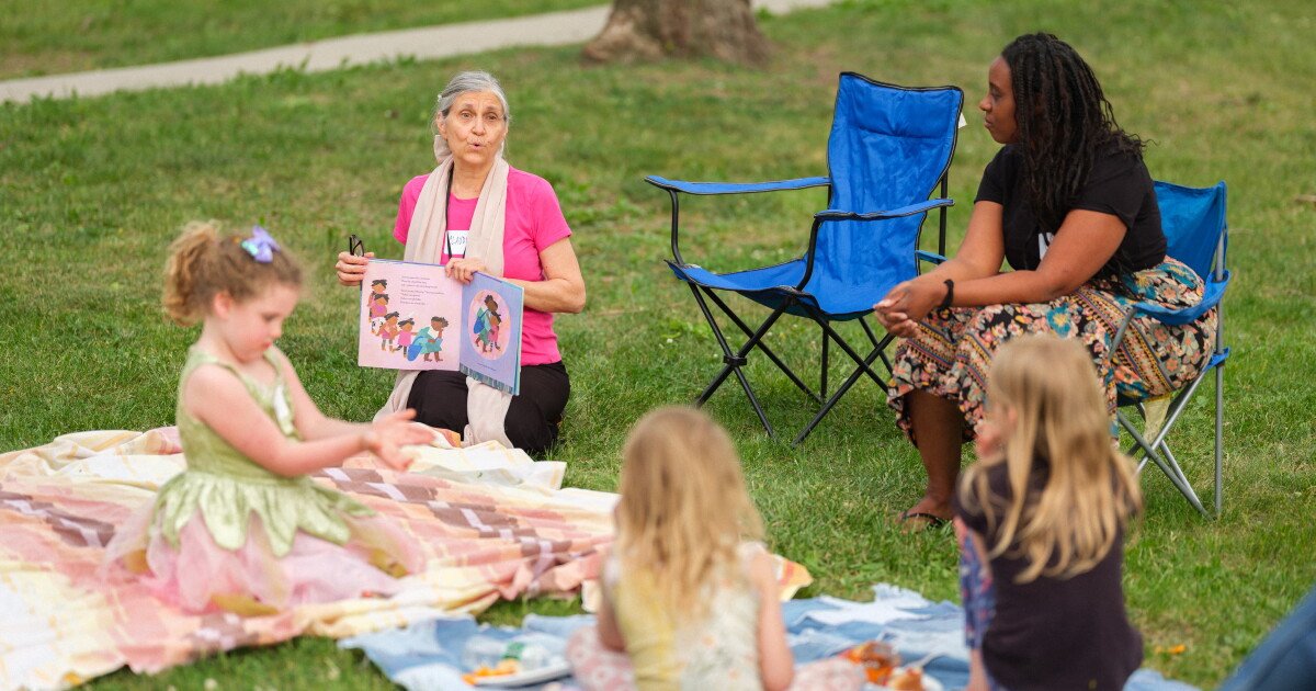 Read more about the article This unusual, Johnny Carson-backed fund has helped Nebraska arts survive — until now