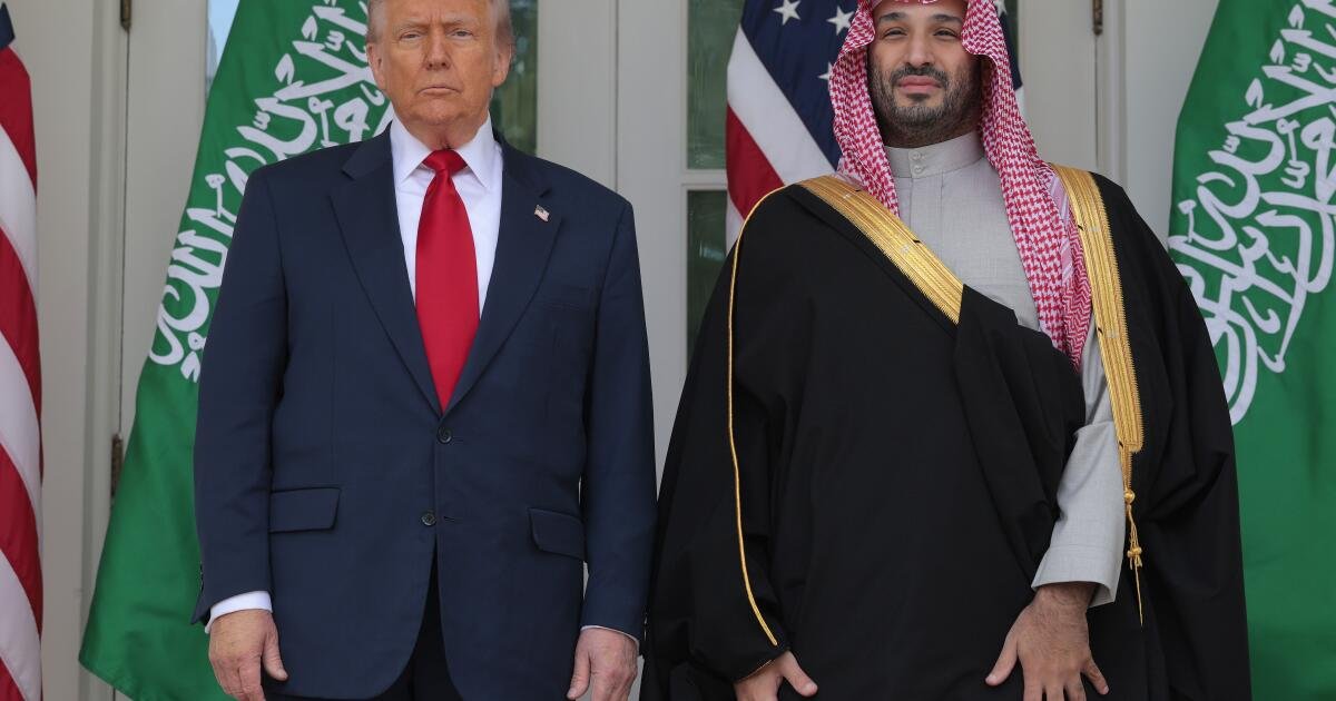 You are currently viewing Standoff with Iran prompts a nuclear deal with Saudi Arabia