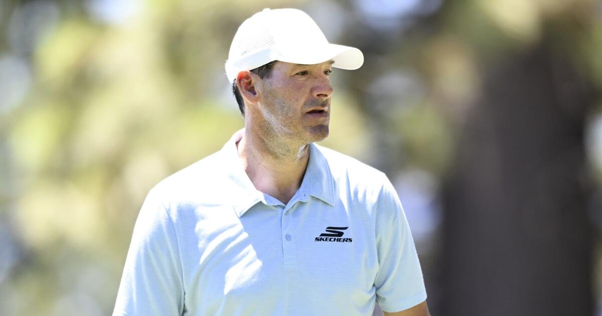 Read more about the article Tony Romo arrested on suspicion of operating a vehicle while intoxicated