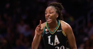 Read more about the article Nneka Ogwumike’s double-double lifts shorthanded Sparks to victory over Sky