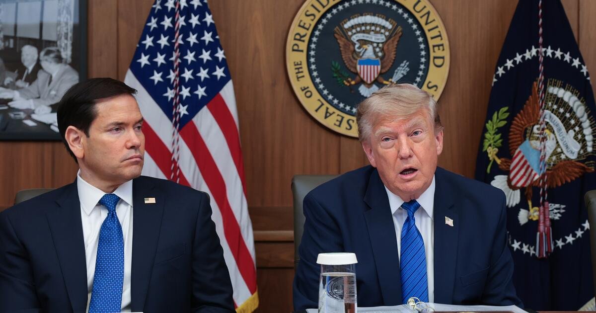 You are currently viewing Trump touts Hamas disarmament deal, but uncertainties remain