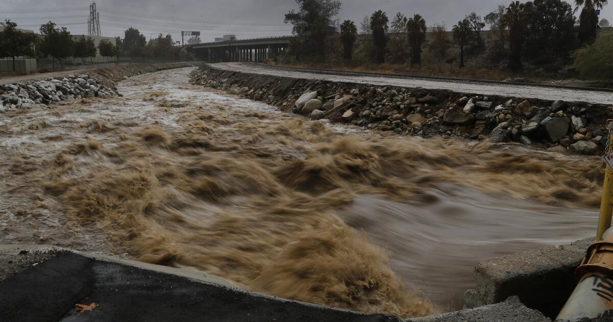 You are currently viewing El Niño is back: What a ‘very strong’ climate pattern could mean for California this winter