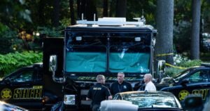 Read more about the article Officials say man killed wife and 6 kids, then himself, before all were found in Michigan home fire