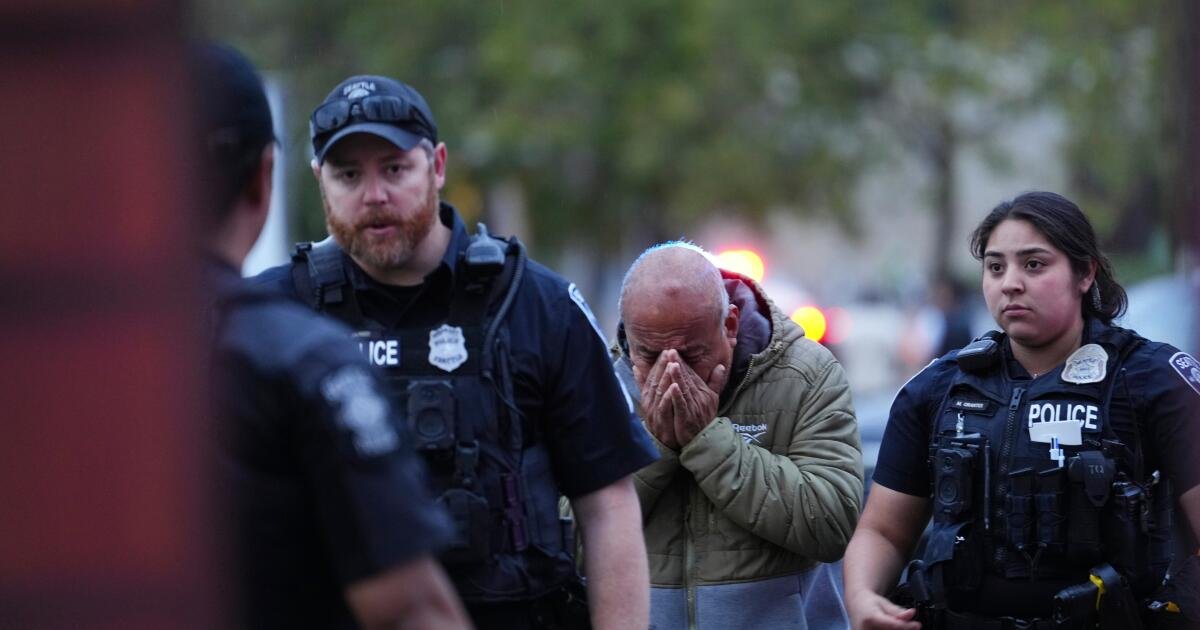 You are currently viewing Police search for a second suspect following Seattle food festival shooting that killed 3
