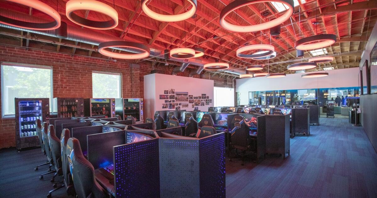 You are currently viewing How one L.A. company ditched rigid office mandates and got workers back