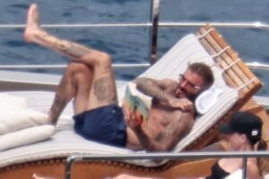 Read more about the article David and Victoria Beckham enjoy yacht getaway and more star snaps