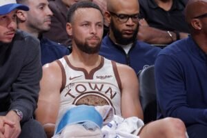 Read more about the article Warriors have the assets to reshape team around Stephen Curry