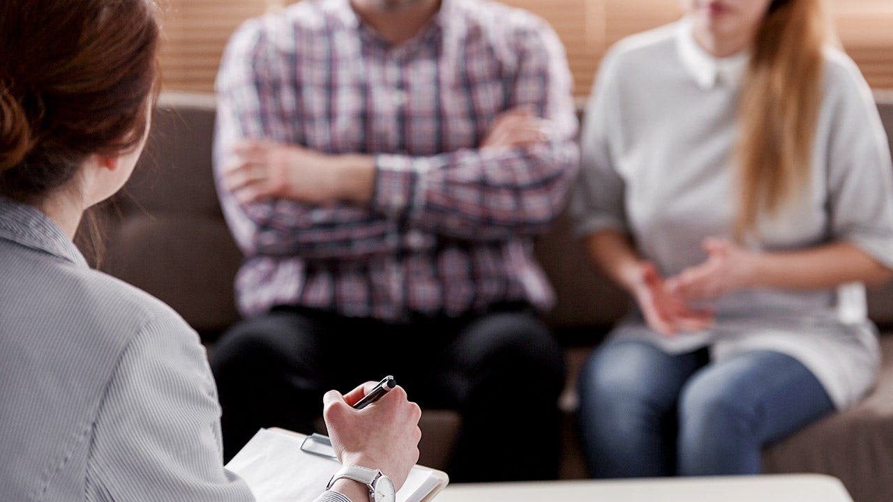 You are currently viewing Therapist promotes compassionate divorce to reshape family dynamics