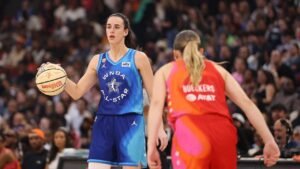 Read more about the article Jonquel Jones leads Team Spoon past Team Coop in WNBA All-Star Game
