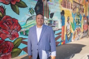 Read more about the article South County Report: South County Dems Pin Hopes on Peacemaker 