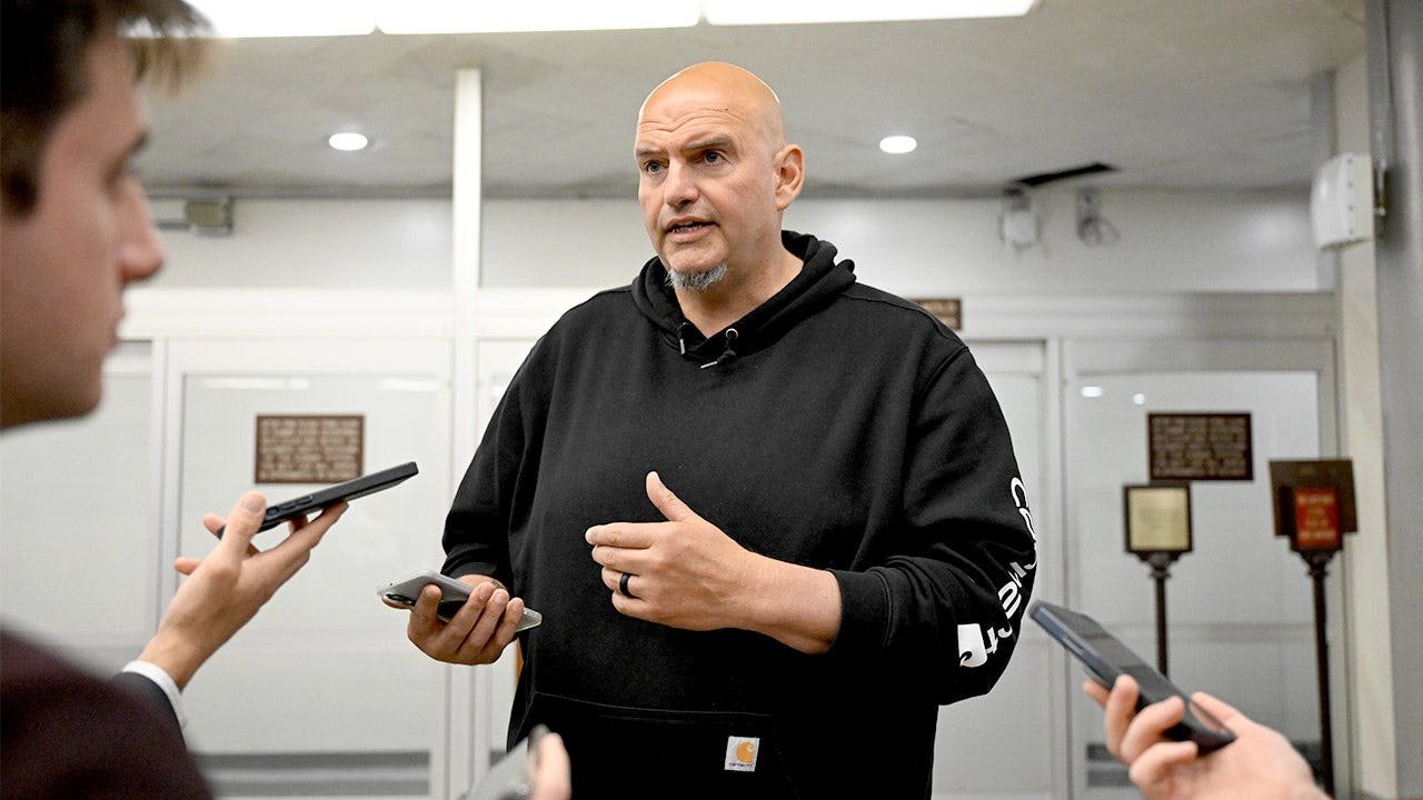 You are currently viewing John Fetterman blasts Drop Site News over support for Hamas and Iran