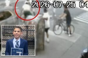 Read more about the article Local mom who gifted retired NYPD copâs innocent son the bike he rode before he was fatally shot rages at Mamdani