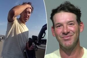 Read more about the article Tony Romo on leave from CBS Sports following OWI arrest