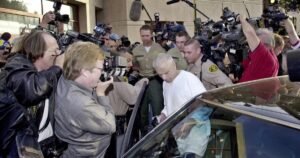 Read more about the article He played a famed L.A. cop on TV. Did Robert Blake get away with murder?