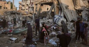 Read more about the article Trump announces a deal for Hamas to disarm, but many hurdles and uncertainty remain