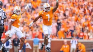 Read more about the article NCAA suspends Tennessee linebacker for $427 plane ticket, as college sports hands out millions in NIL