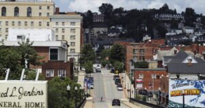 Read more about the article West Virginia paid digital nomads to move there during COVID. Many are staying