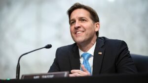Read more about the article Ben Sasse gives pancreatic cancer update, says tumor shrunk on drug trial
