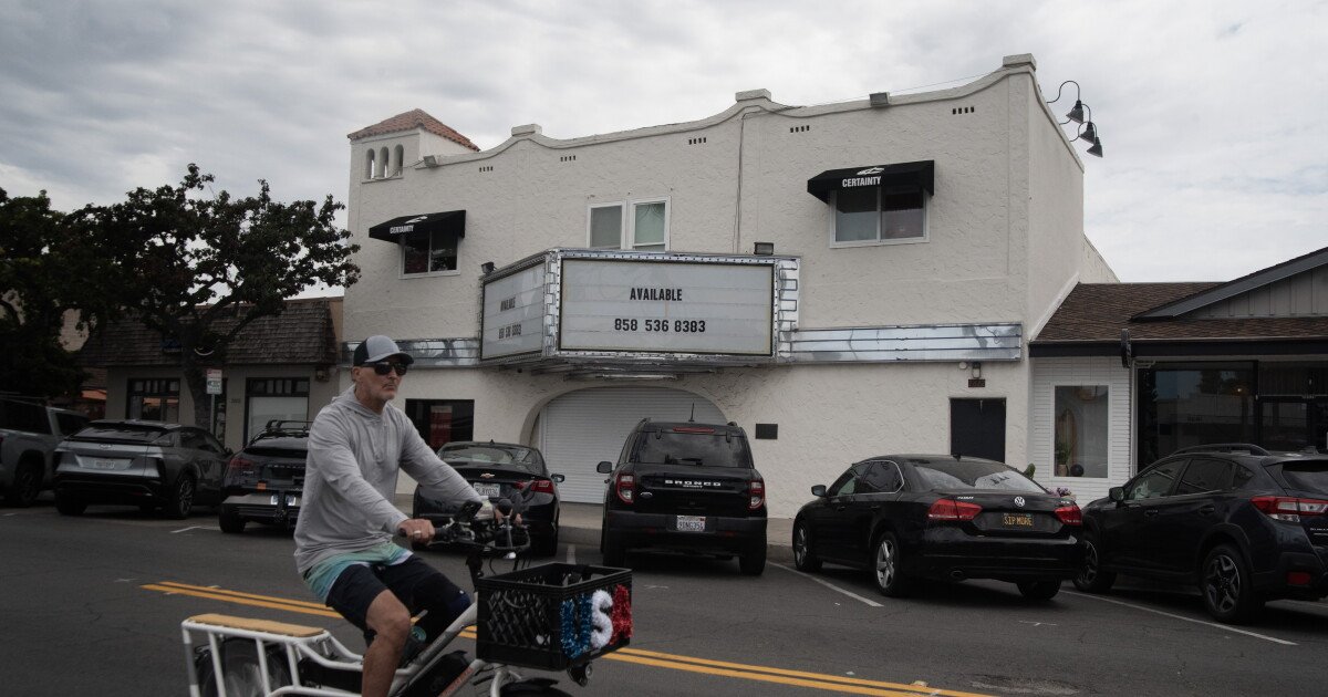 You are currently viewing Carlsbad explores options to save historic 99-year-old theater.