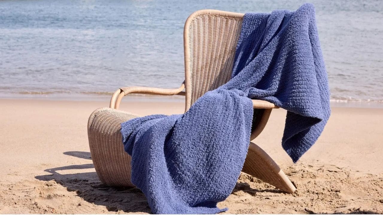 Read more about the article Our top Nordstrom Anniversary Sale picks, beach deal essentials and more