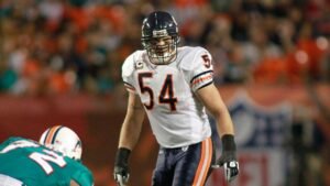 Read more about the article Brian Urlacher says Bears Indiana move is a ploy, backs Soldier Field